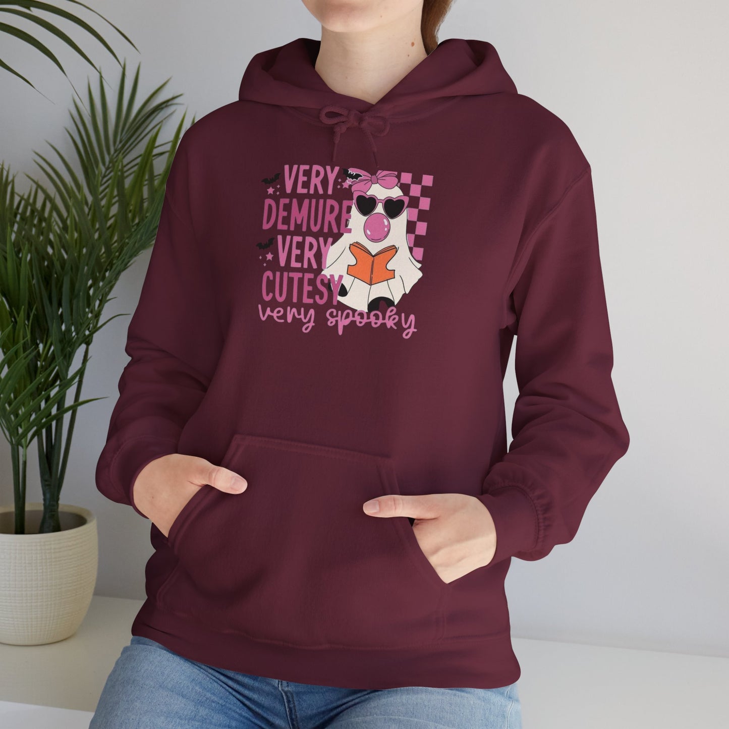 Very demure, very spooky / hoodie